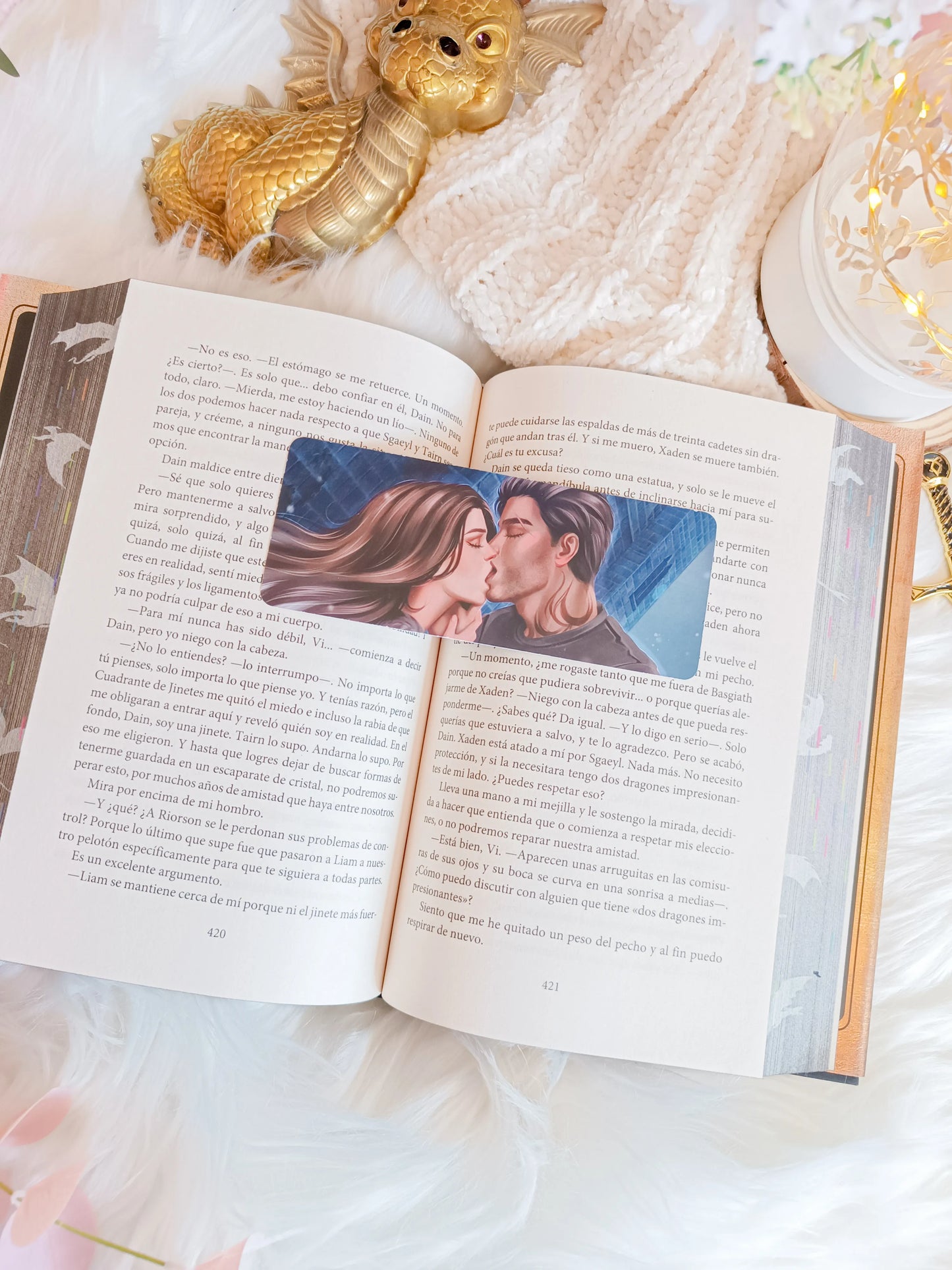 Violet and Xaden Bookmark - Fourth Wing