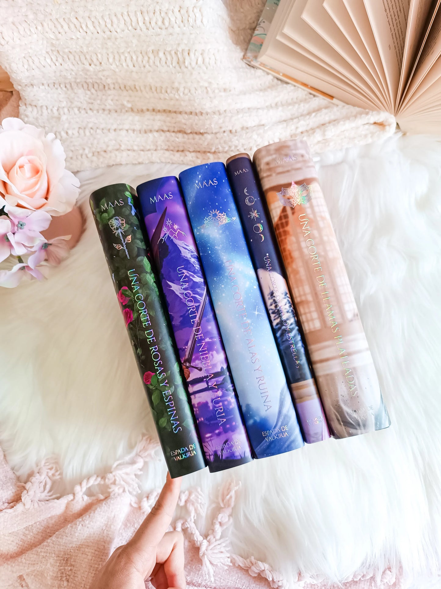 Dust jackets of the 5 ACOTAR books