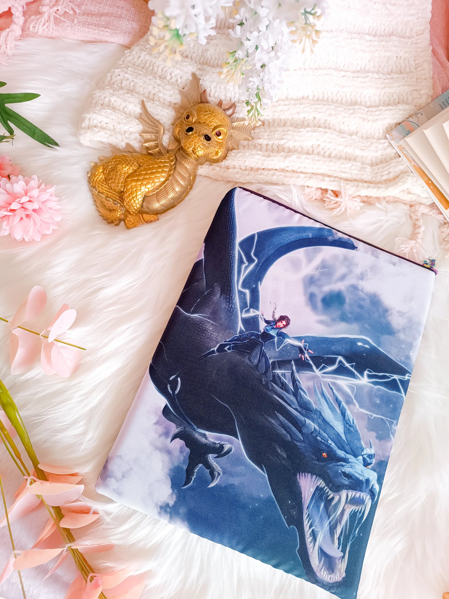 Violet and Tairn Book Cover - Fourth Wing