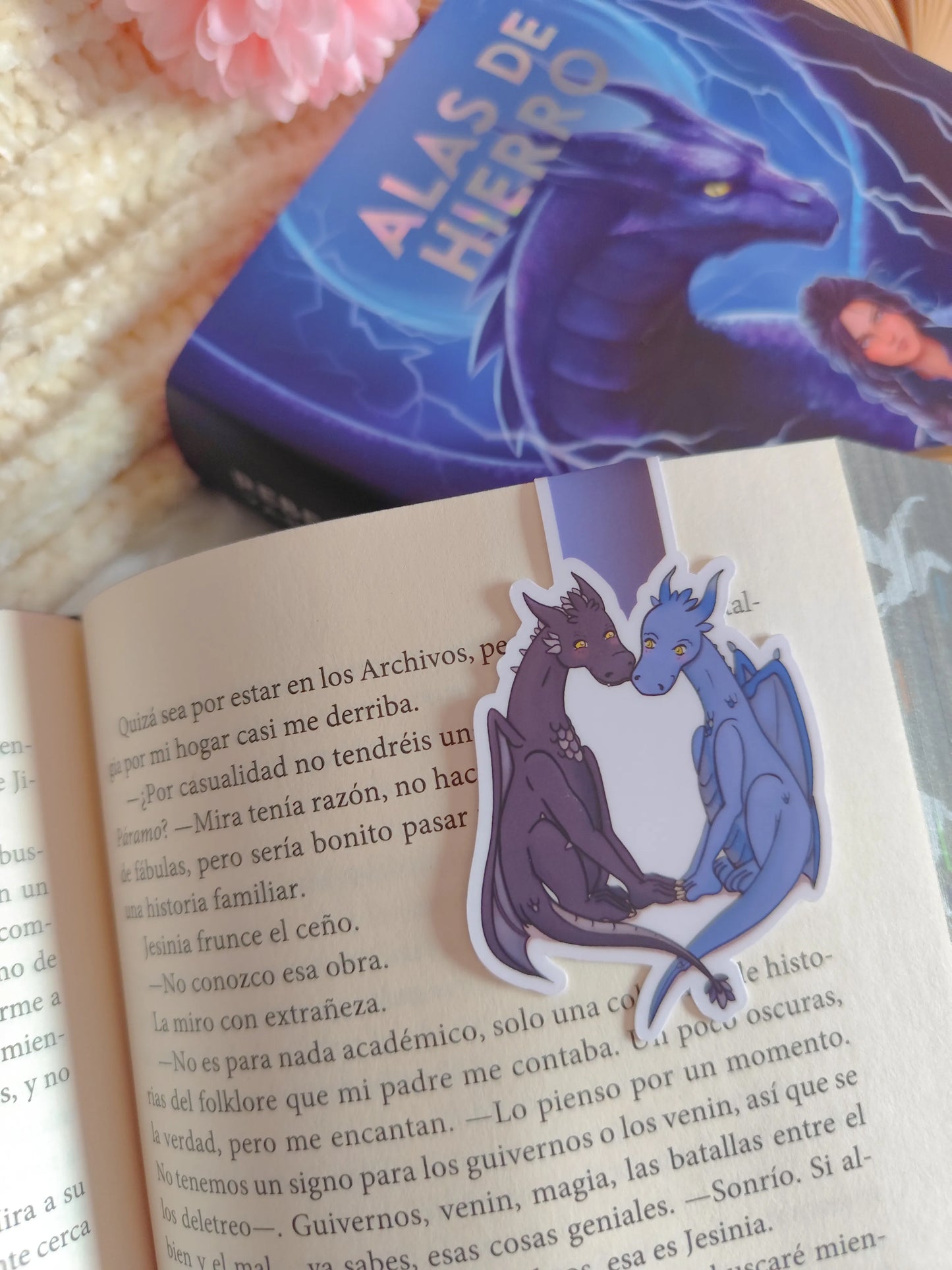 Marcapáginas Magnético de Tairn y Sgaeyl - Alas de Sangre