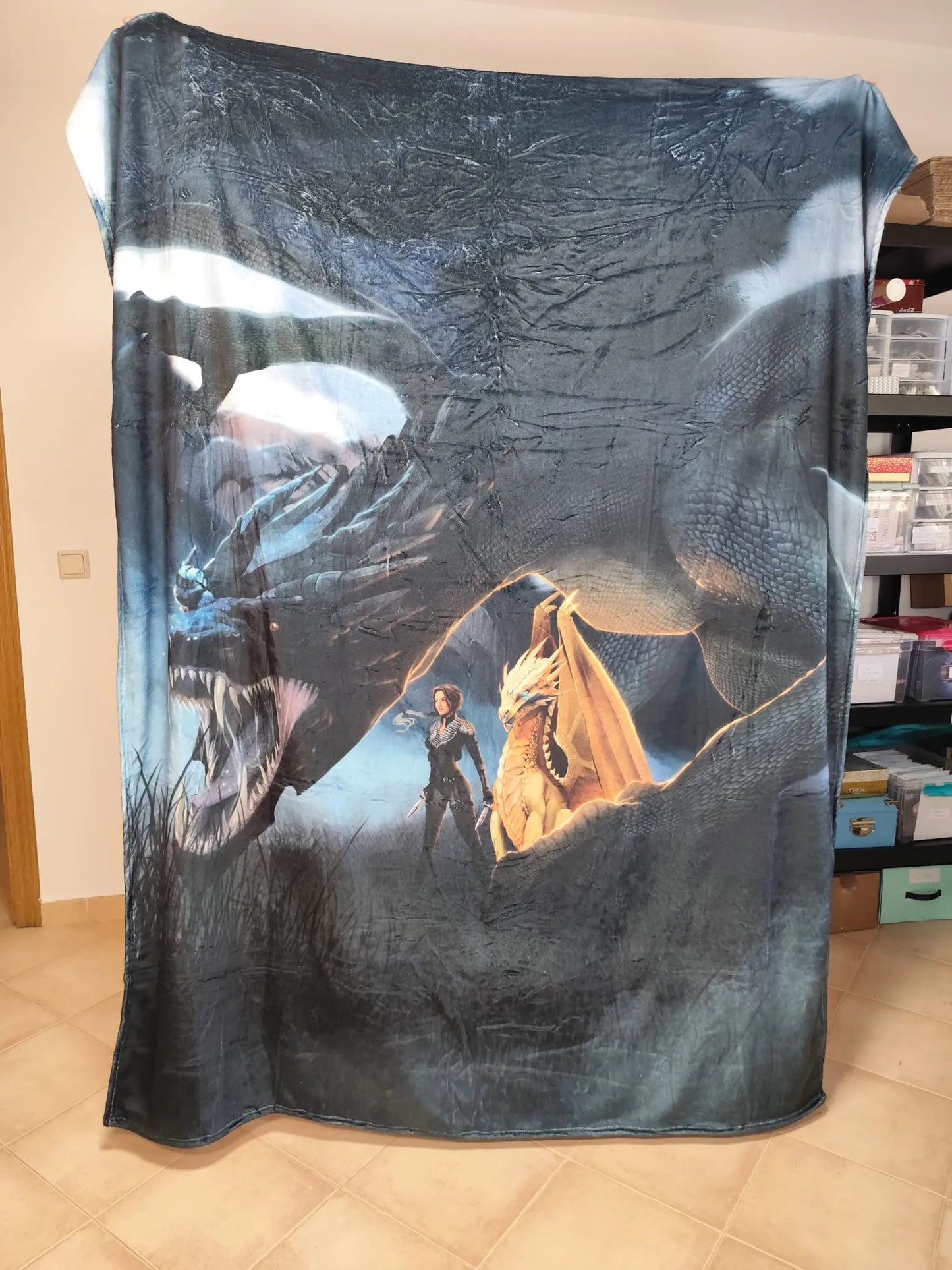 Manta de Violet Tairn y Andarna se conocen - Alas de Sangre