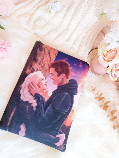 Sam and Celaena book cover - Throne of Glass