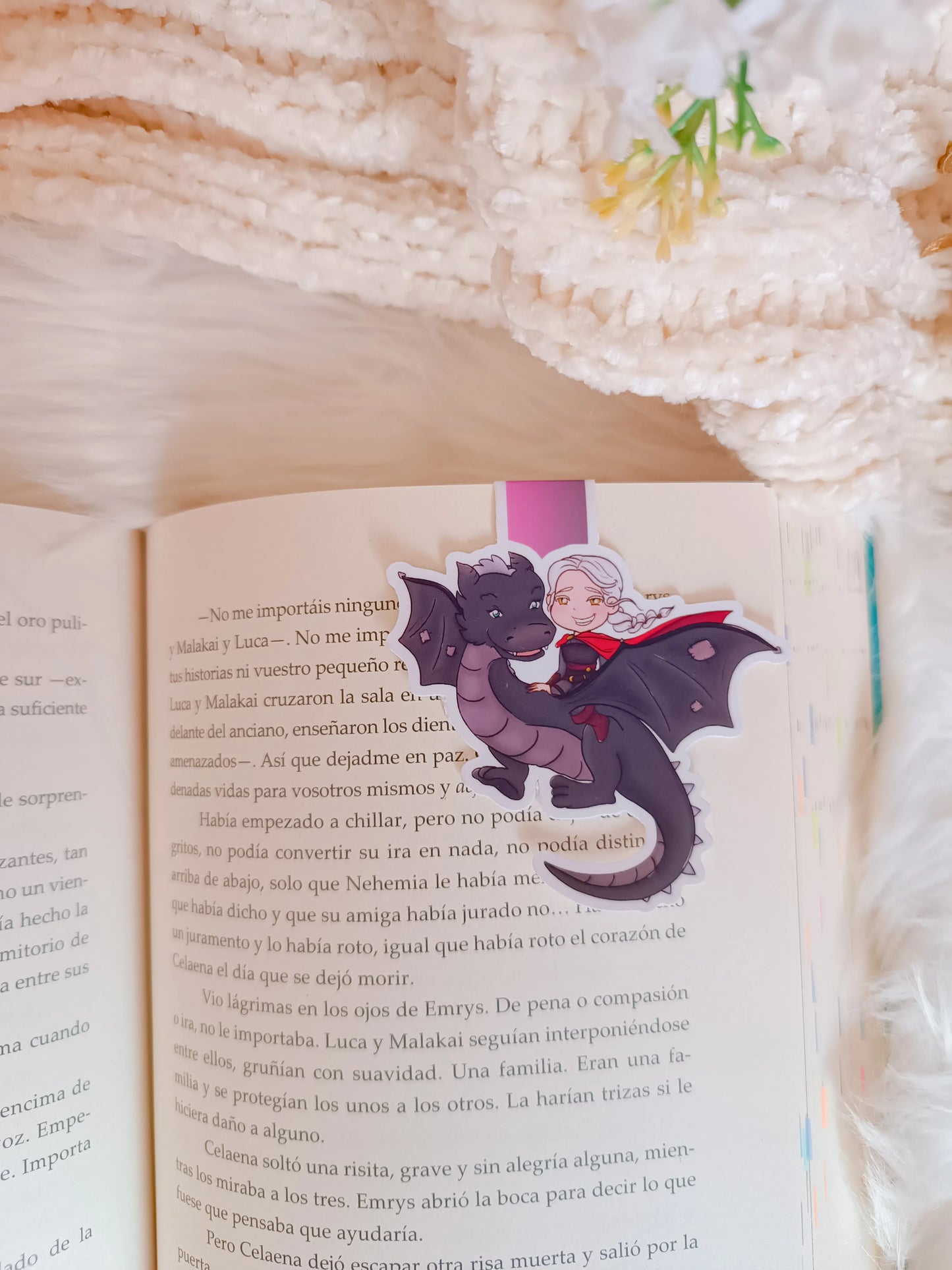 Manon and Abraxos Magnetic Bookmark - Throne of Glass