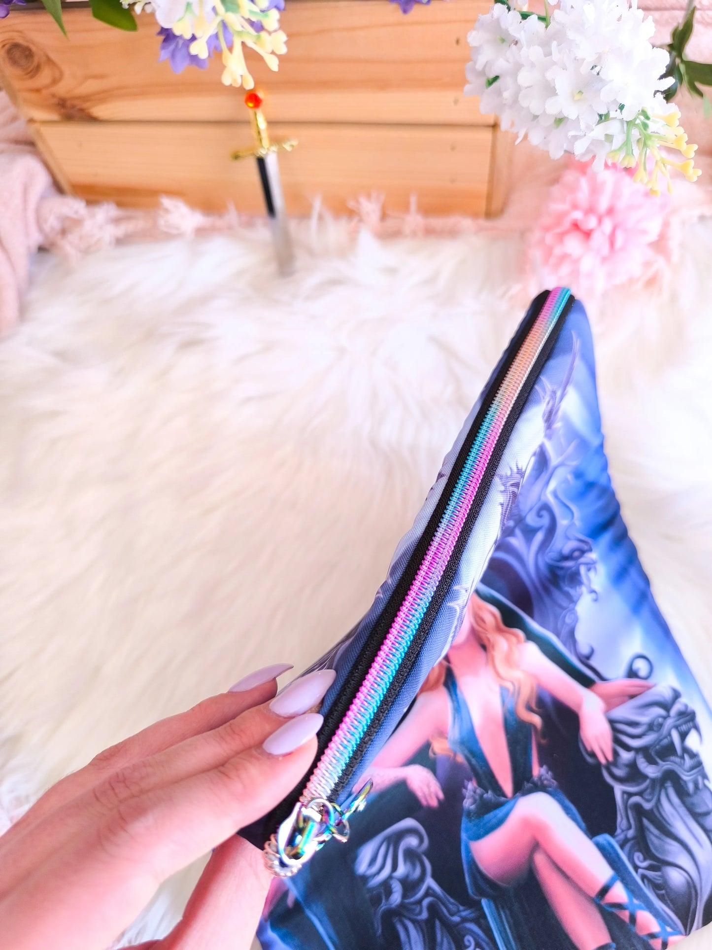 Funda de libro Feyre se sienta en el trono de Rhysand - Acotar