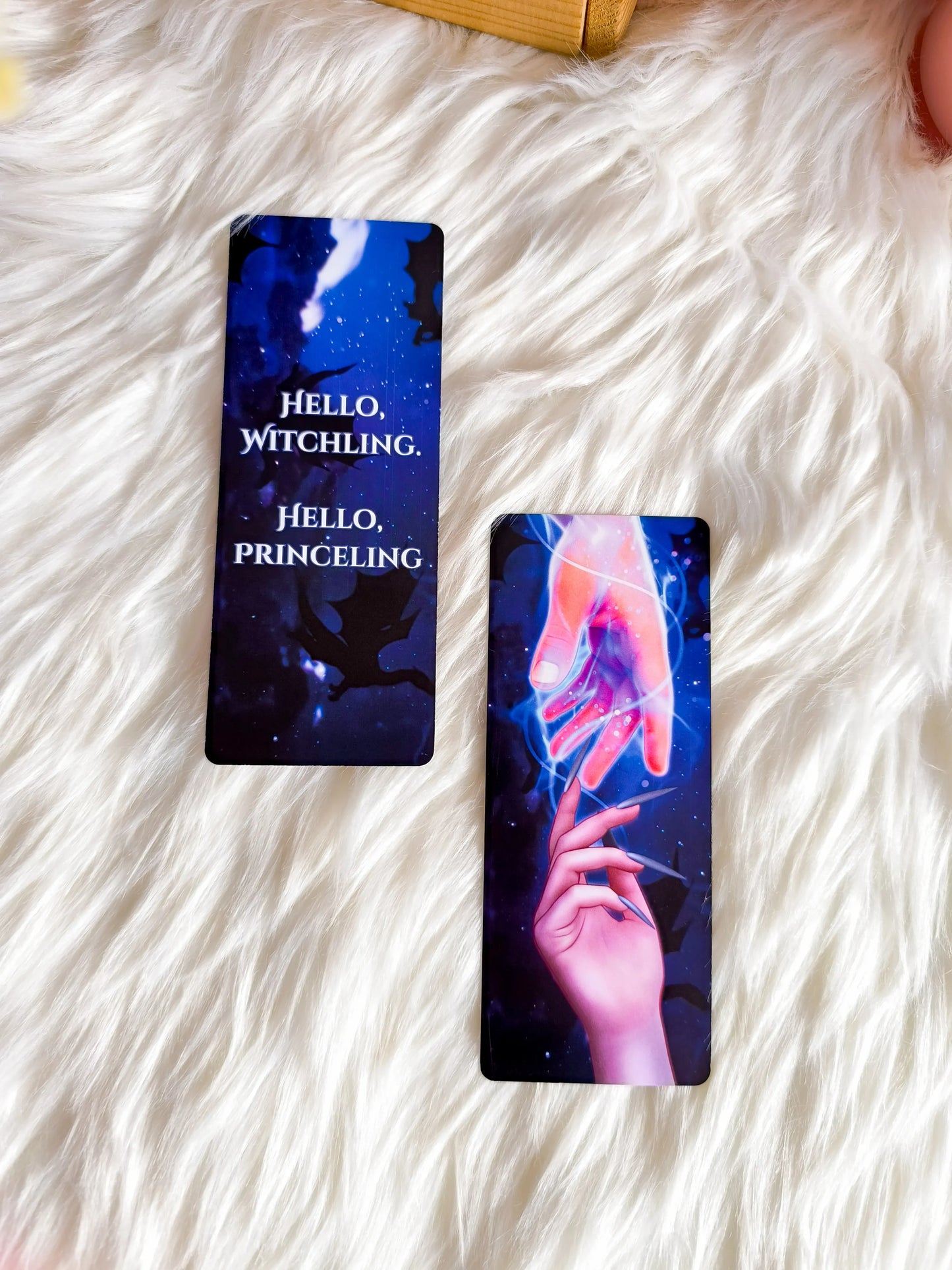 Marcapáginas Manos Dorian y Manon - Trono de Cristal