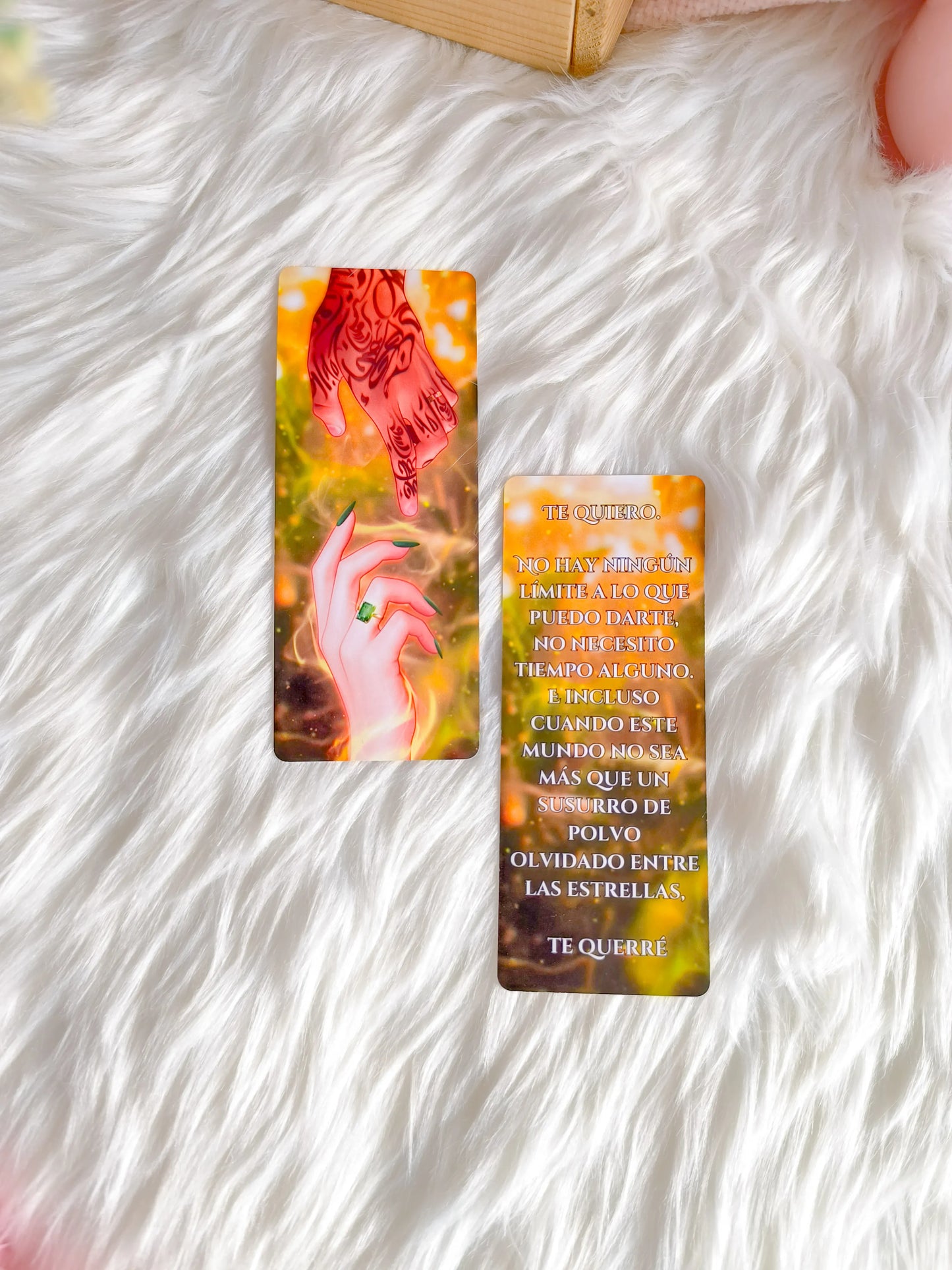 Marcapáginas Manos Rowan y Aelín - Trono de Cristal