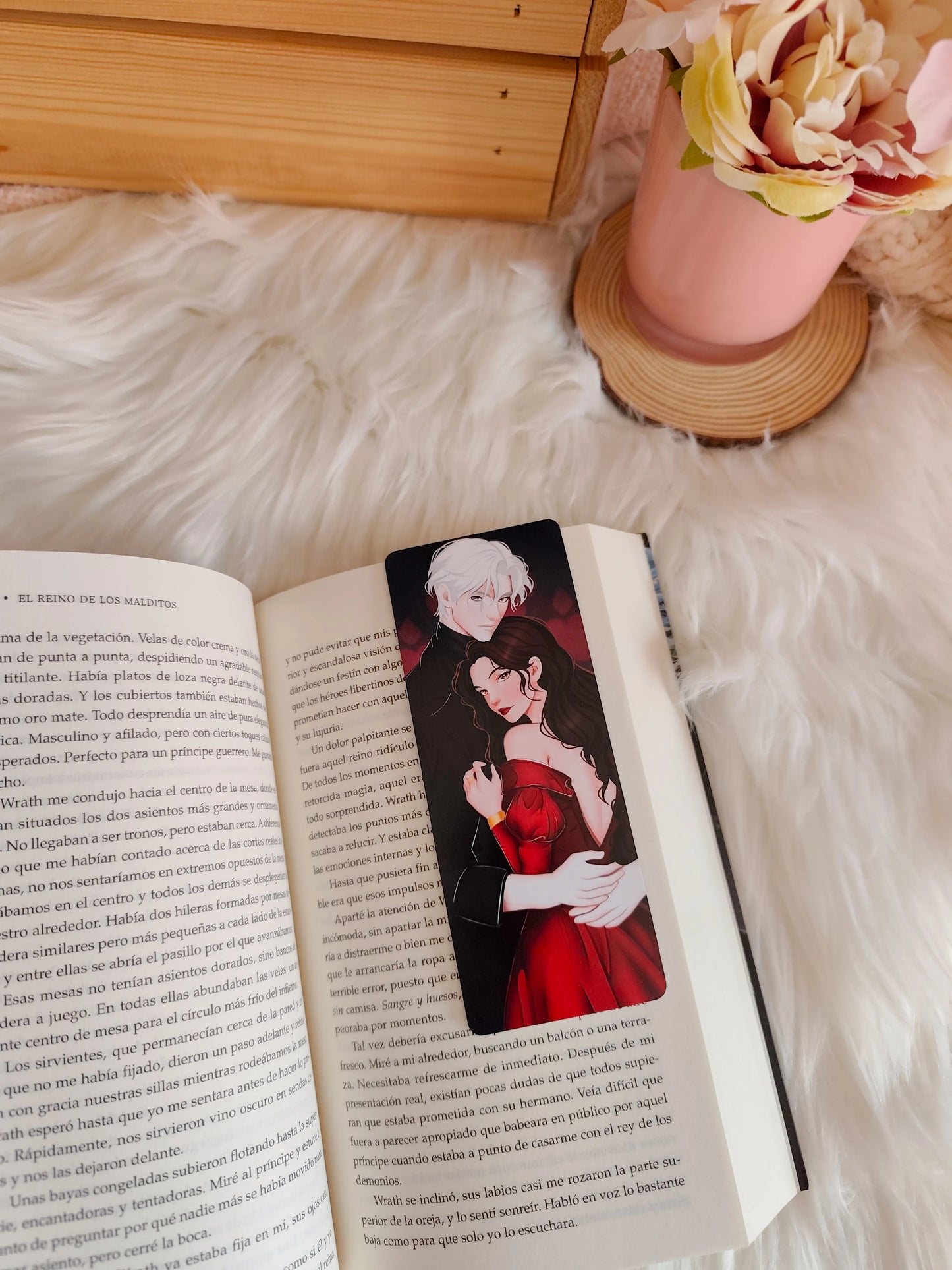 Marcapáginas de Helena y Kaine - Alchemised