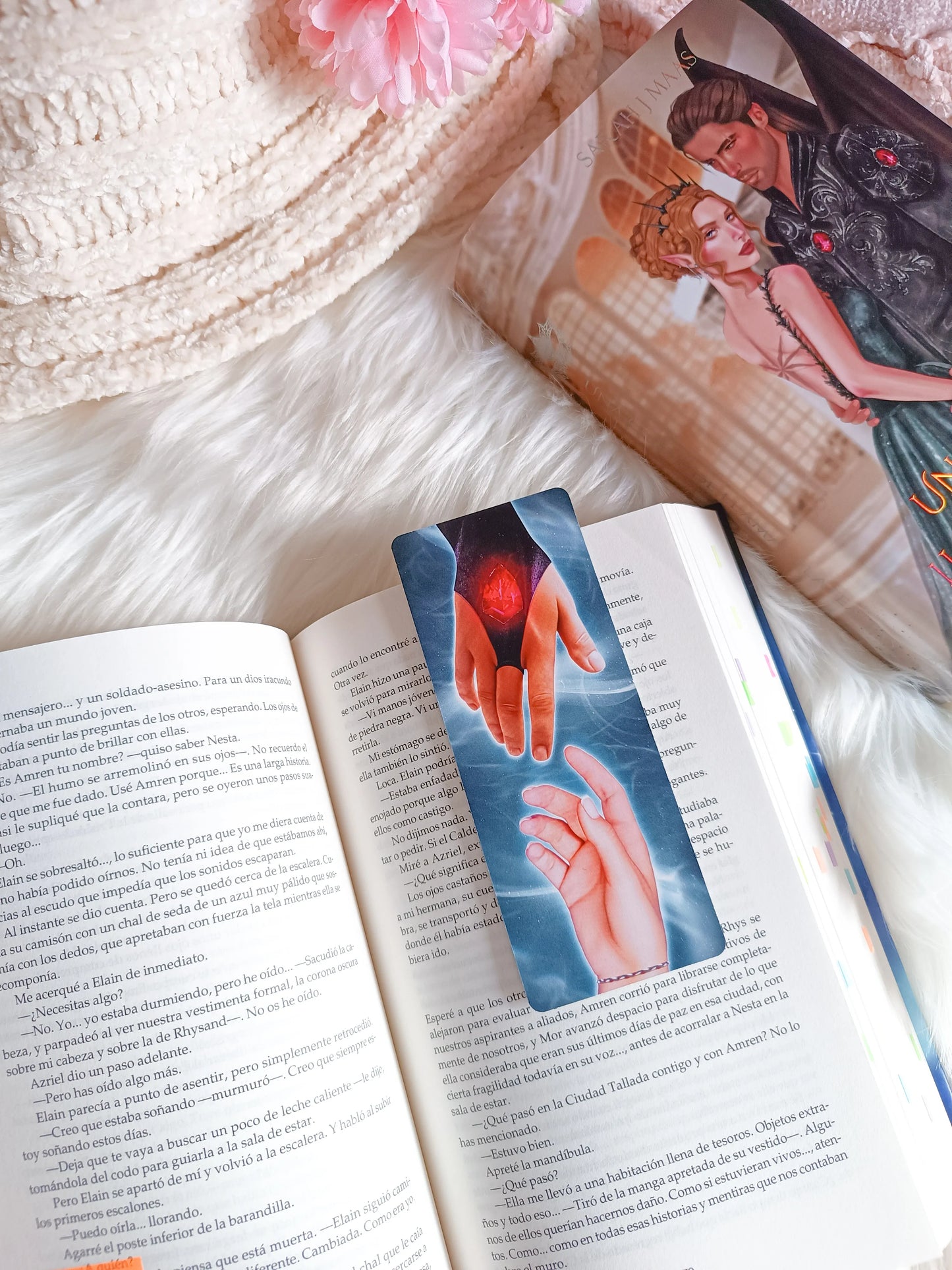Marcapáginas Manos  Nesta y Cassian -  Acotar