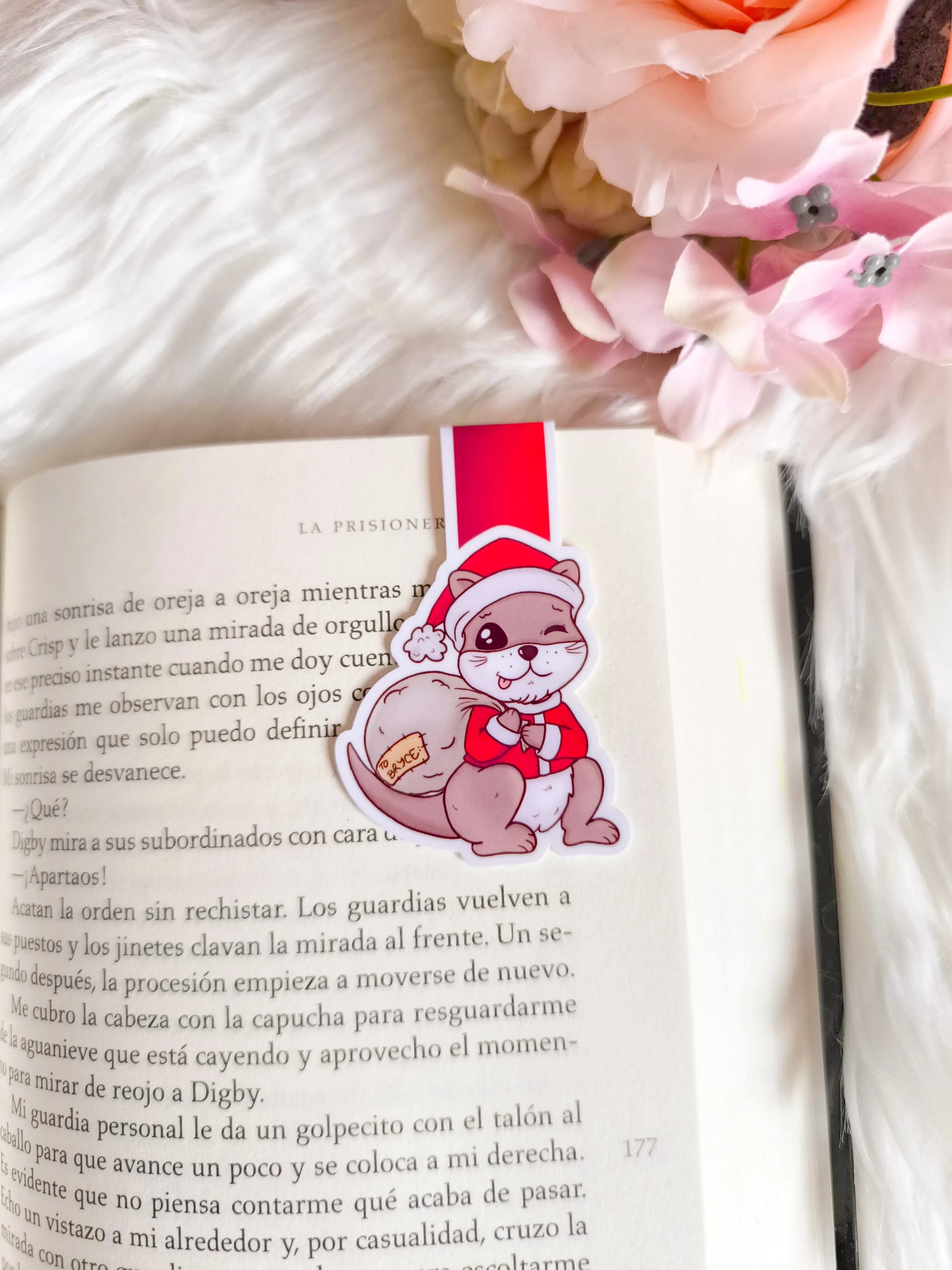 Marcapáginas magnético de Nutrias navideñas