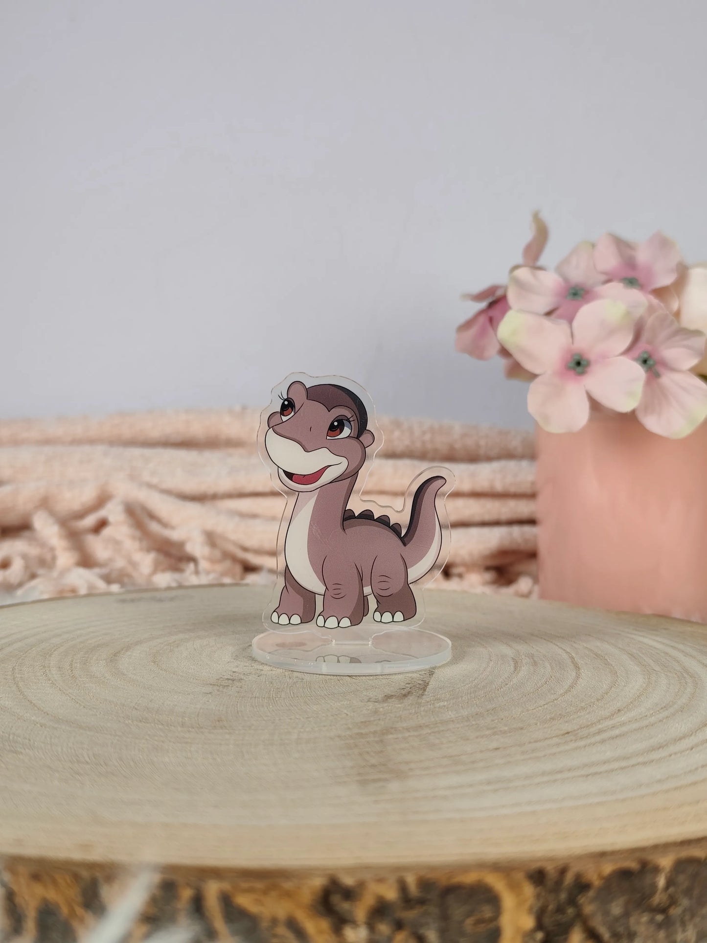 Standee de Piecito - En Busca del Valle Encantado